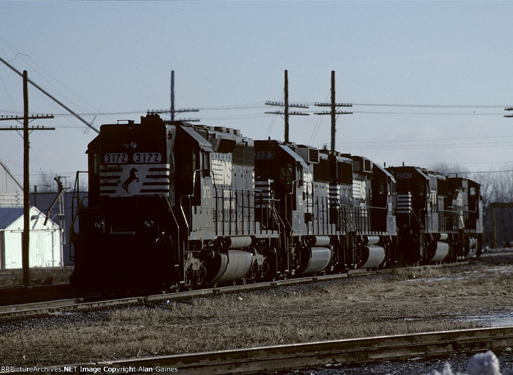 NS 3172